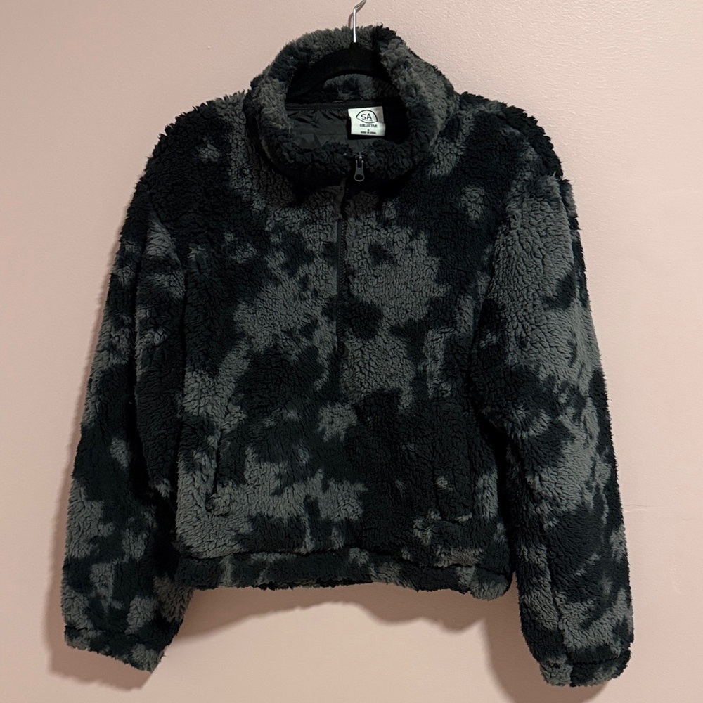 Cozy Black and Gray Women's Jacket